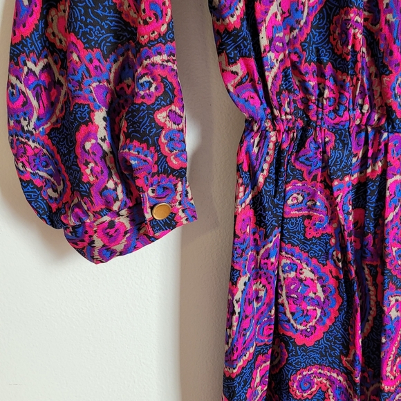 ❤️🩵💜Vintage Periwinkle Paisley Midi Dress - Picture 5 of 10